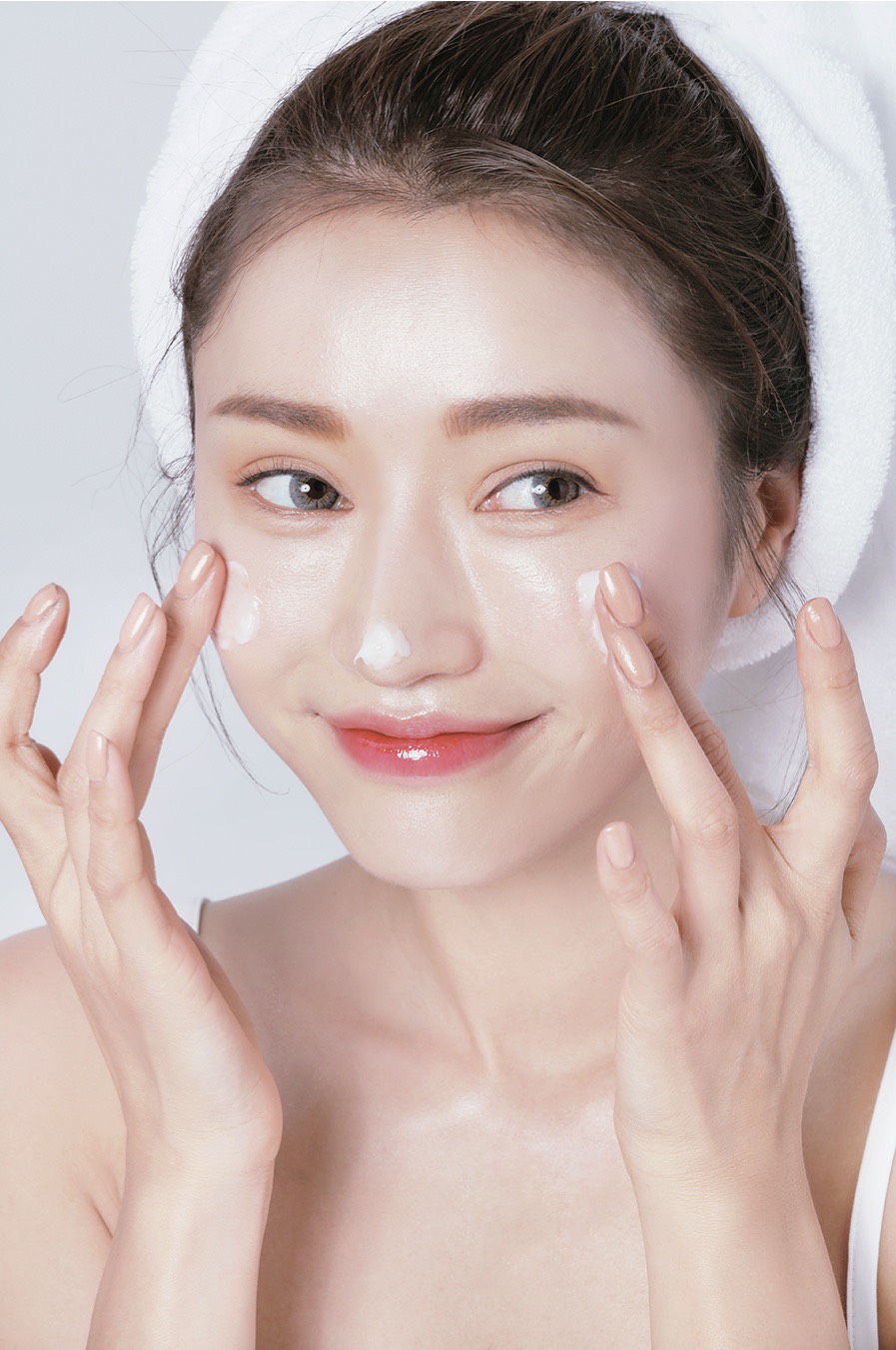 các bước skincare cho da mụn hình 1